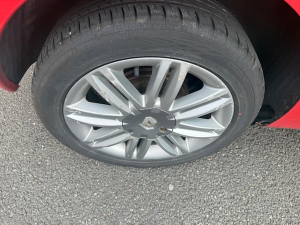 Used Renault Clio 2012 for sale - 76179379: Photo 23