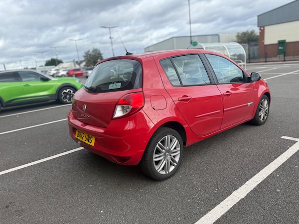 Used Renault Clio 2012 for sale - 76179379: Photo 5