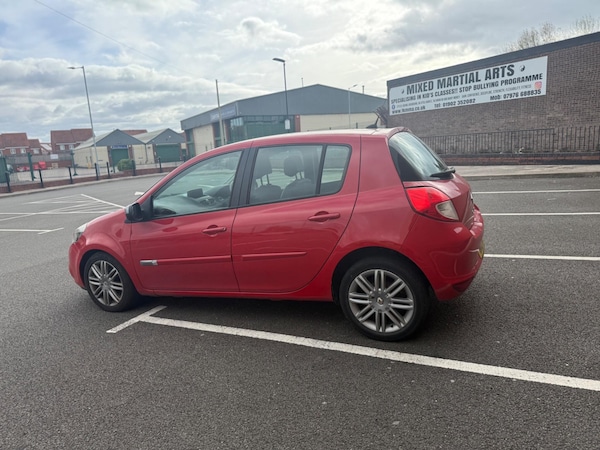 Used Renault Clio 2012 for sale - 76179379: Photo 8