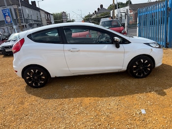 Used Ford Fiesta 2012 for sale - 78533132: Photo