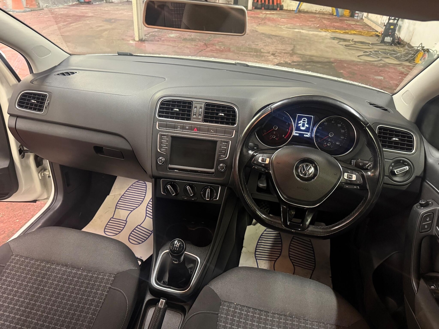 Used Volkswagen Polo 2016 for sale - 76549337: Photo 15