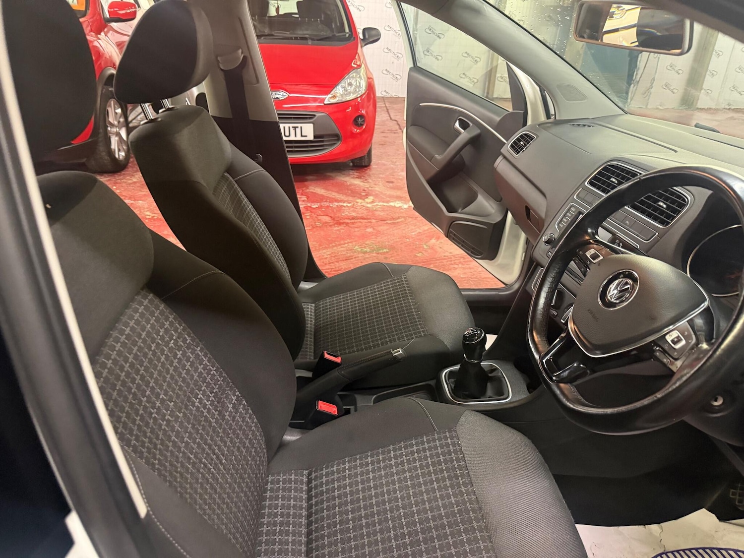 Used Volkswagen Polo 2016 for sale - 76549337: Photo 17