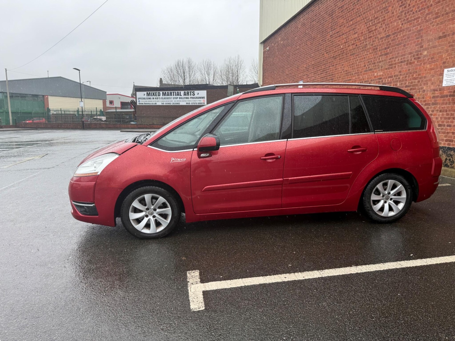 Used Citroen Grand C4 Picasso 2010 for sale - 77559288: Photo 11