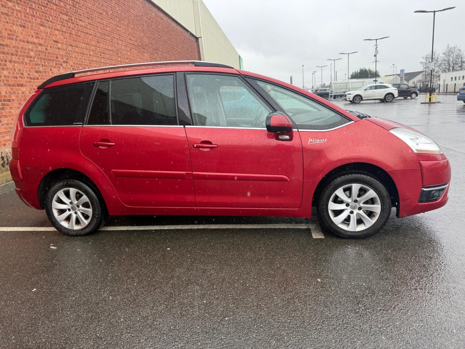 Used Citroen Grand C4 Picasso 2010 for sale - 77559288: Photo 16