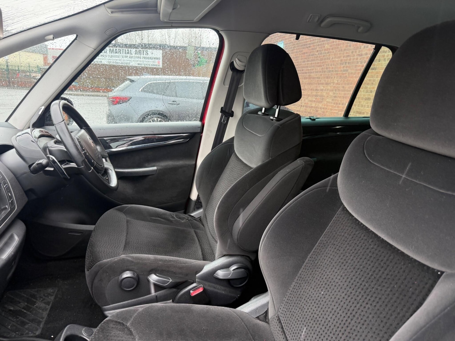 Used Citroen Grand C4 Picasso 2010 for sale - 77559288: Photo 40