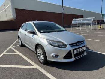 2012 (12) - 1.6 Zetec Euro 5 5dr
