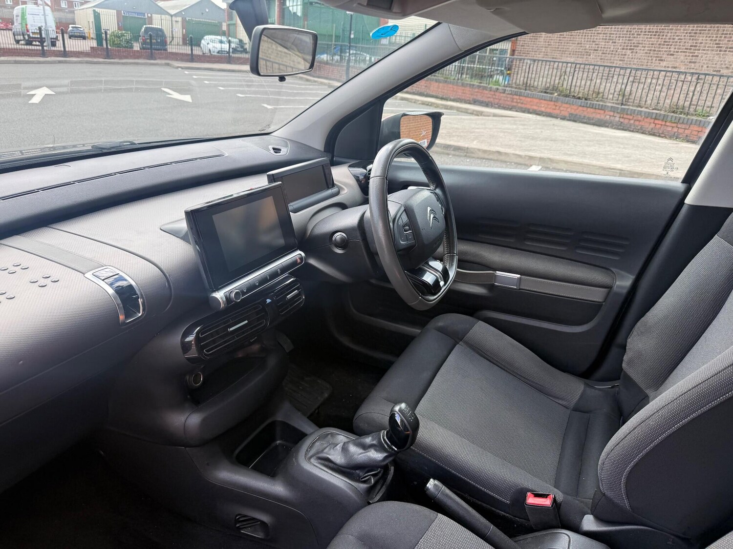 Used Citroen C4 Cactus 2015 for sale - 76371465: Photo 16
