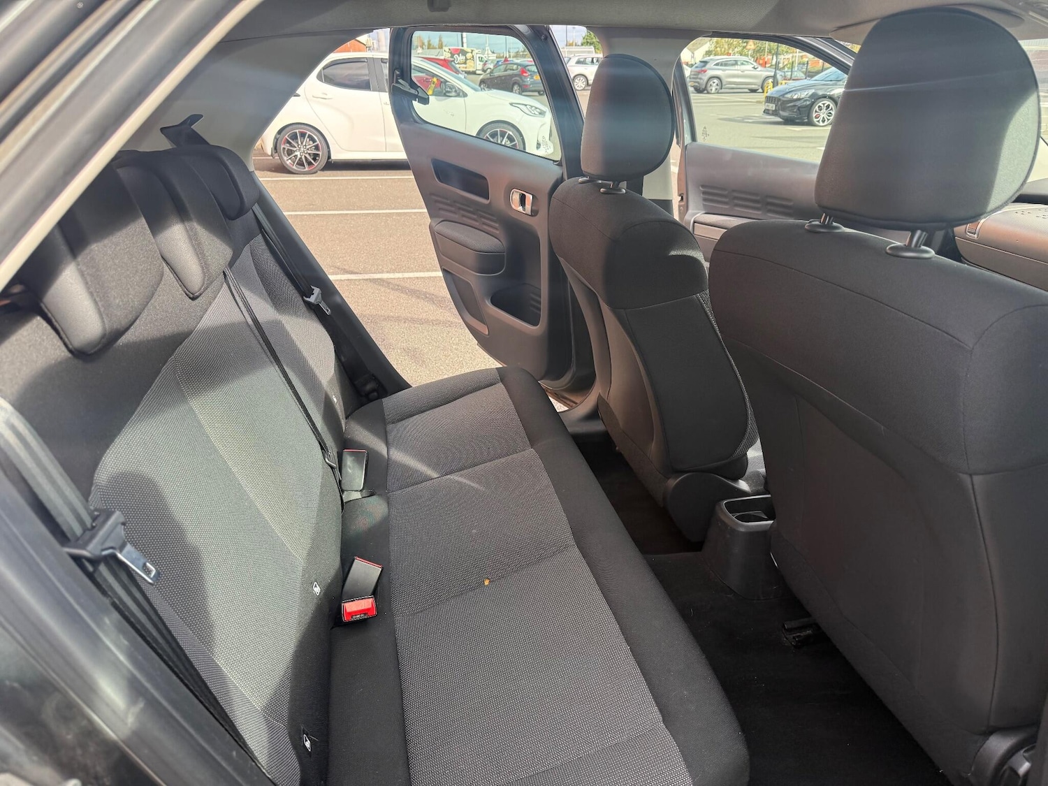 Used Citroen C4 Cactus 2015 for sale - 76371465: Photo 25