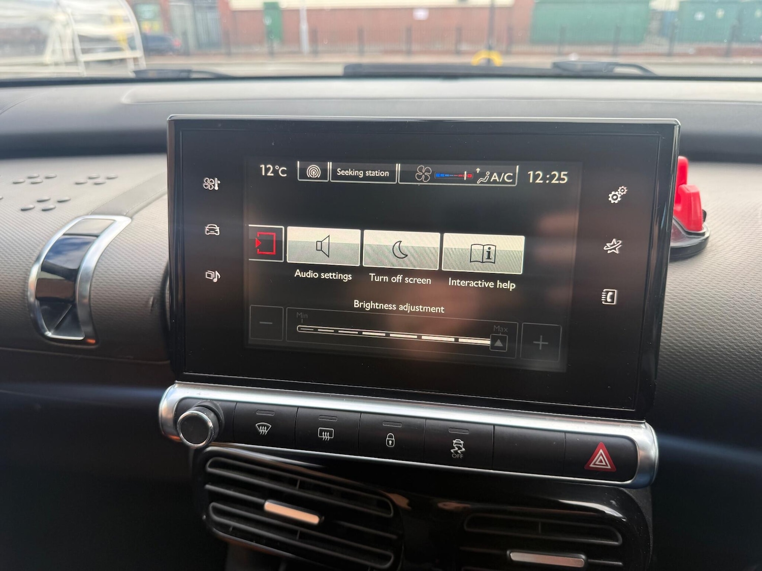 Used Citroen C4 Cactus 2015 for sale - 76371465: Photo 37