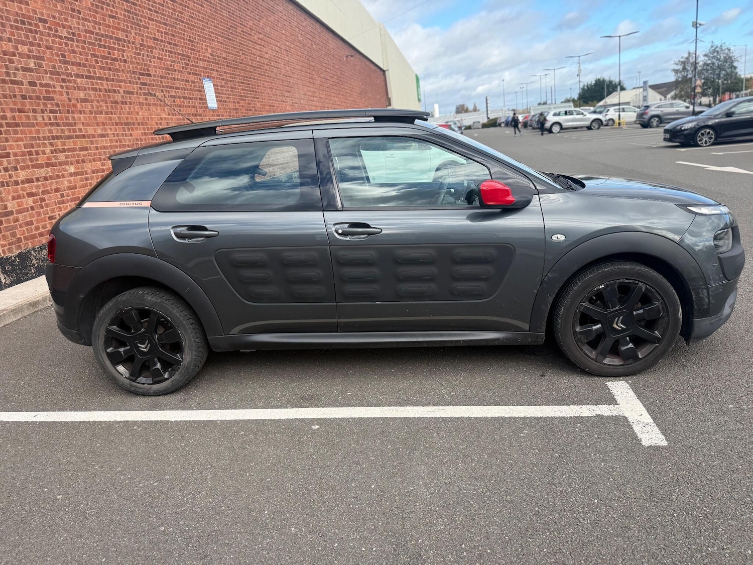 Used Citroen C4 Cactus 2015 for sale - 76371465: Photo 5
