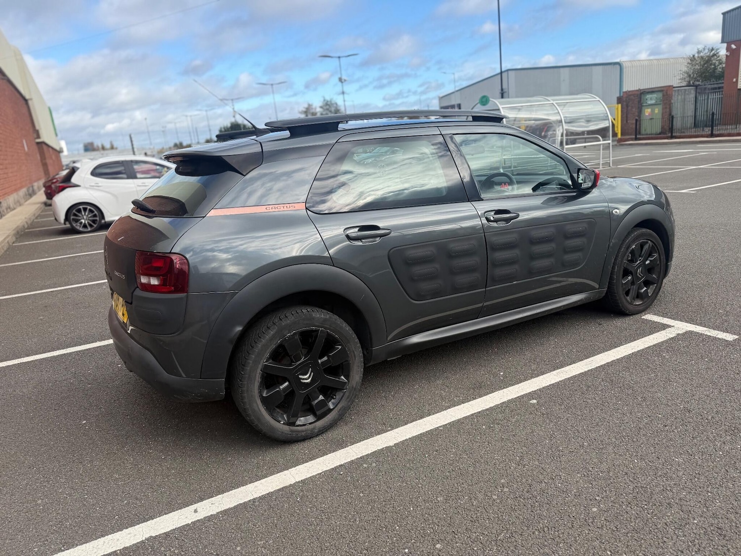 Used Citroen C4 Cactus 2015 for sale - 76371465: Photo 8