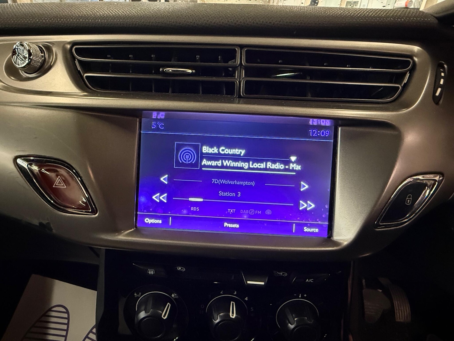 Used DS Automobiles DS 3 2016 for sale - 78057917: Photo 29