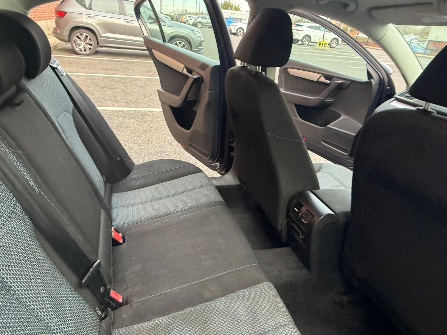 Used Volkswagen Passat 2012 for sale - 77202996: Photo 19