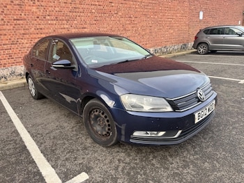 Used Volkswagen Passat 2012 for sale - 77202996: Photo