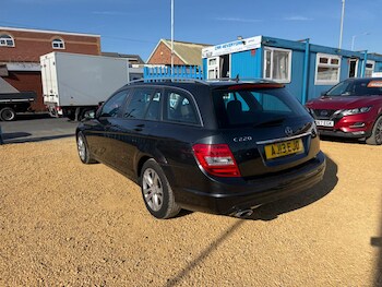 Used Mercedes-Benz C Class 2013 for sale - 78334473: Photo