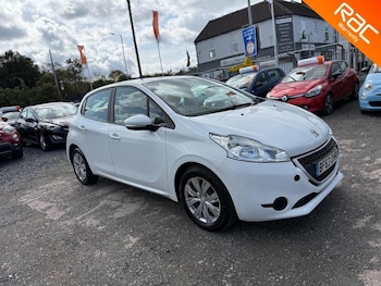 Used Peugeot 208 2013 for sale - 75977984: Photo