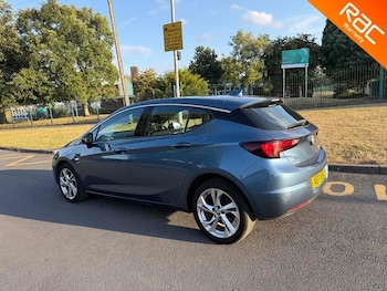 Used Vauxhall Astra 2017 for sale - 76671540: Photo