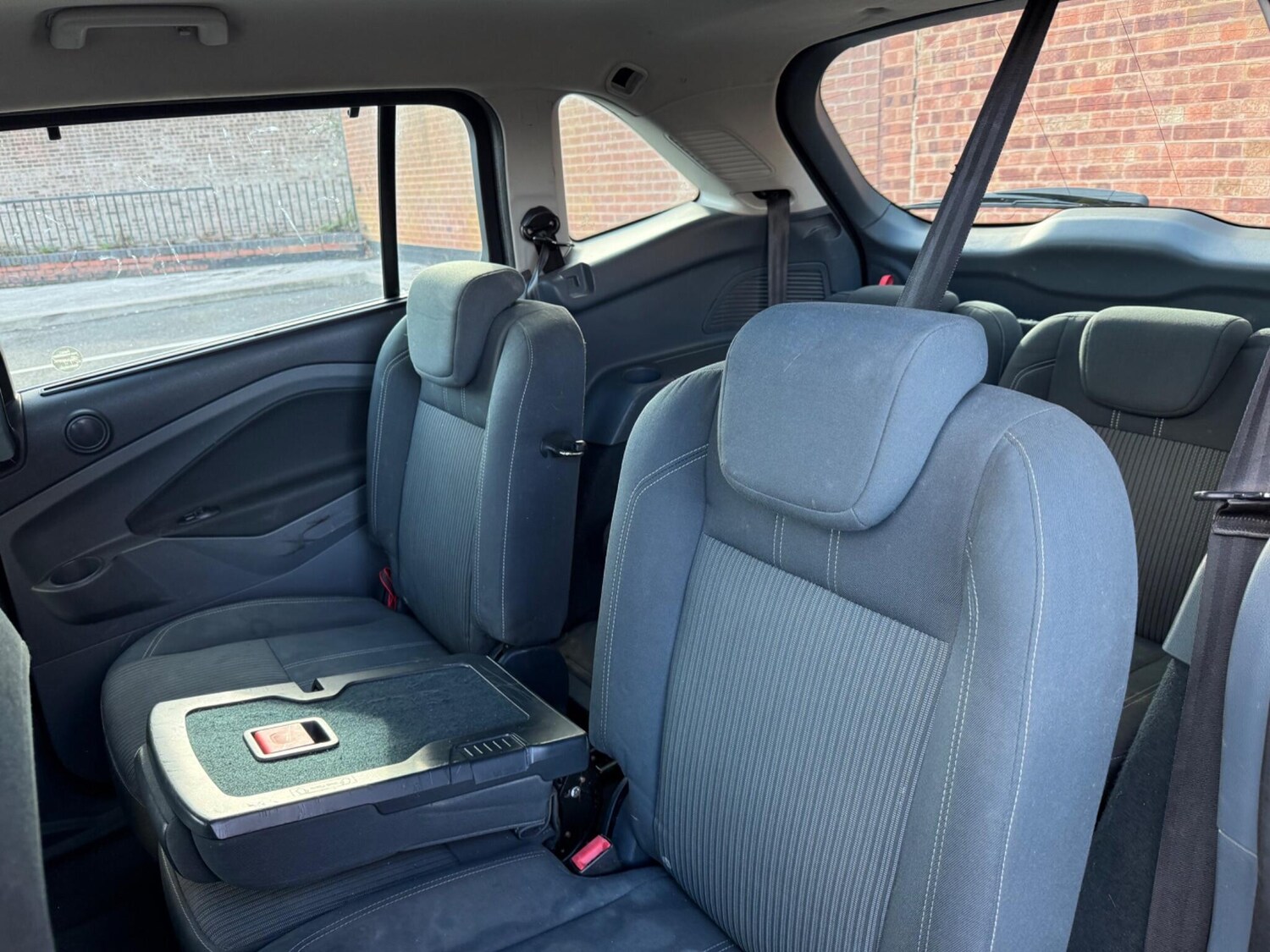 Used Ford Grand C-Max 2011 for sale - 77198305: Photo 14