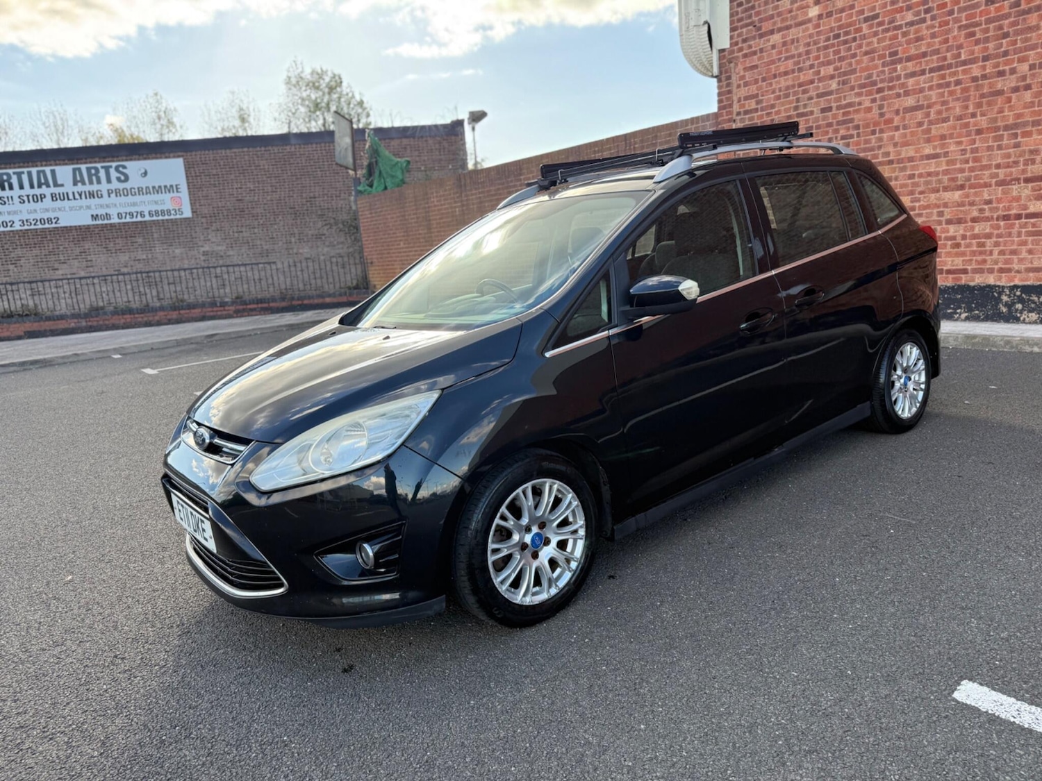 Used Ford Grand C-Max 2011 for sale - 77198305: Photo 8