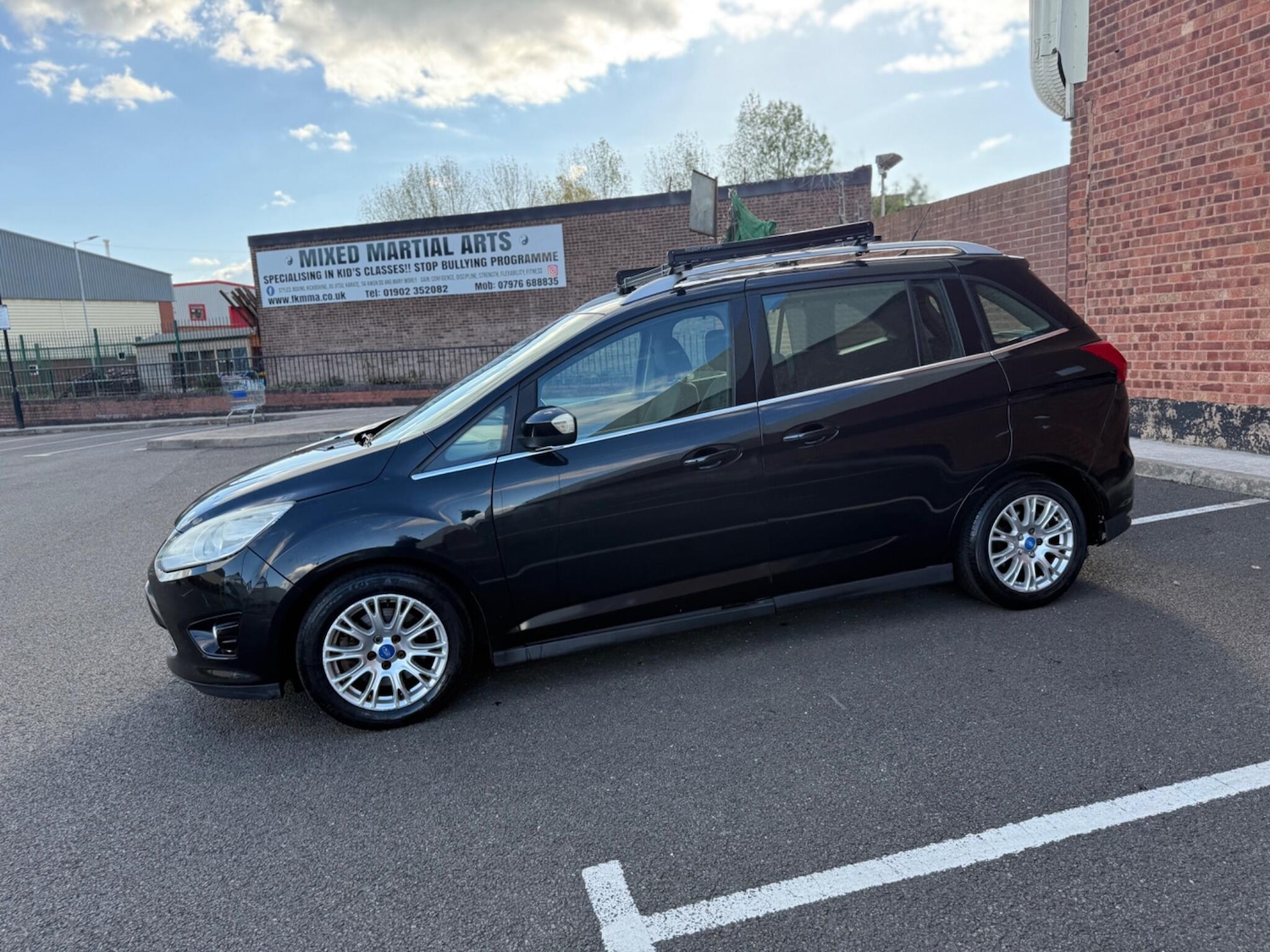 Used Ford Grand C-Max 2011 for sale - 77198305: Photo 9