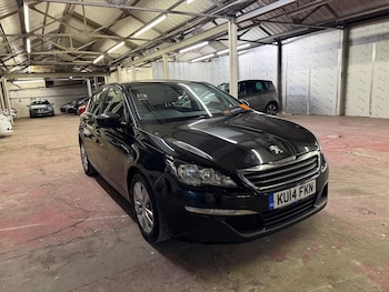 Used Peugeot 308 2014 for sale - 76521826: Photo