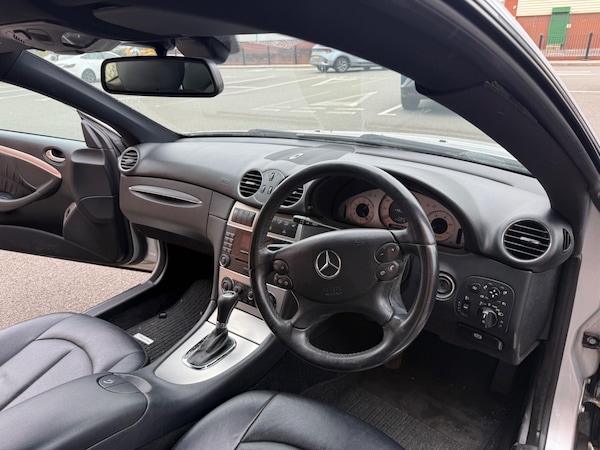 Used Mercedes-Benz CLK 2007 for sale - 76283820: Photo 17