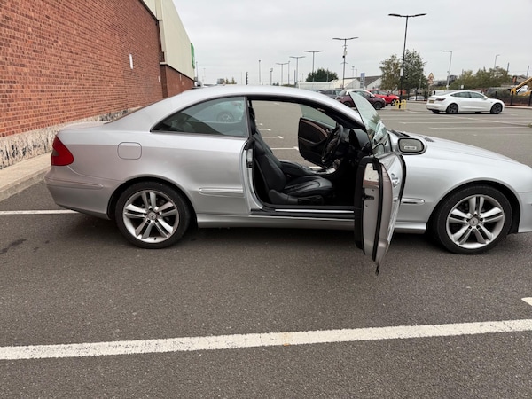 Used Mercedes-Benz CLK 2007 for sale - 76283820: Photo 19