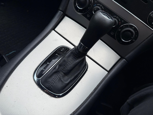 Used Mercedes-Benz CLK 2007 for sale - 76283820: Photo 25
