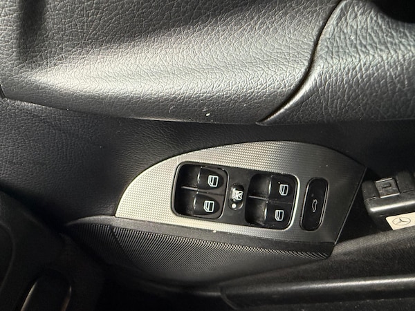 Used Mercedes-Benz CLK 2007 for sale - 76283820: Photo 27