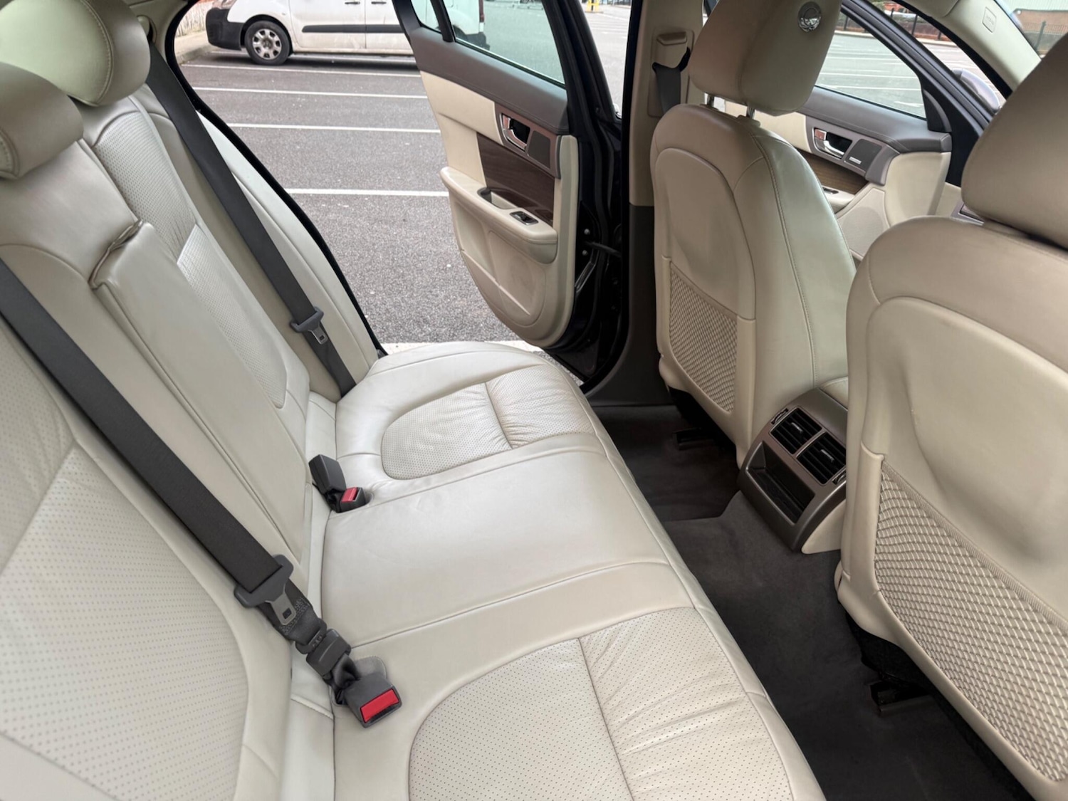 Used Jaguar XF 2009 for sale - 77646669: Photo 33