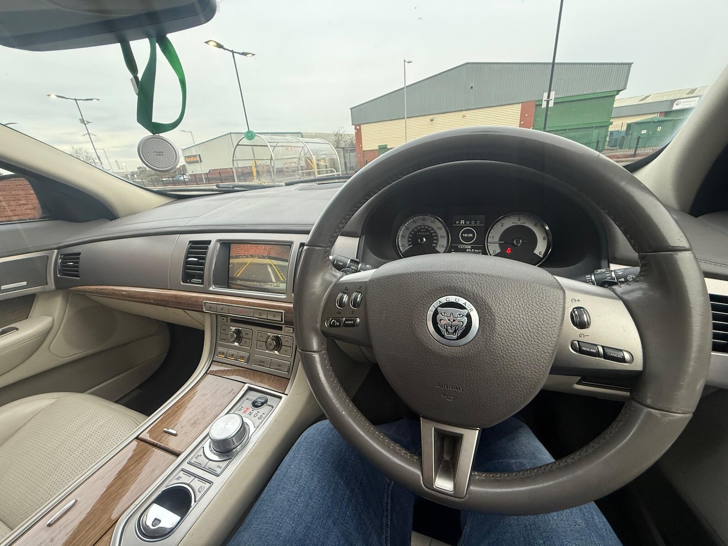 Used Jaguar XF 2009 for sale - 77646669: Photo 46