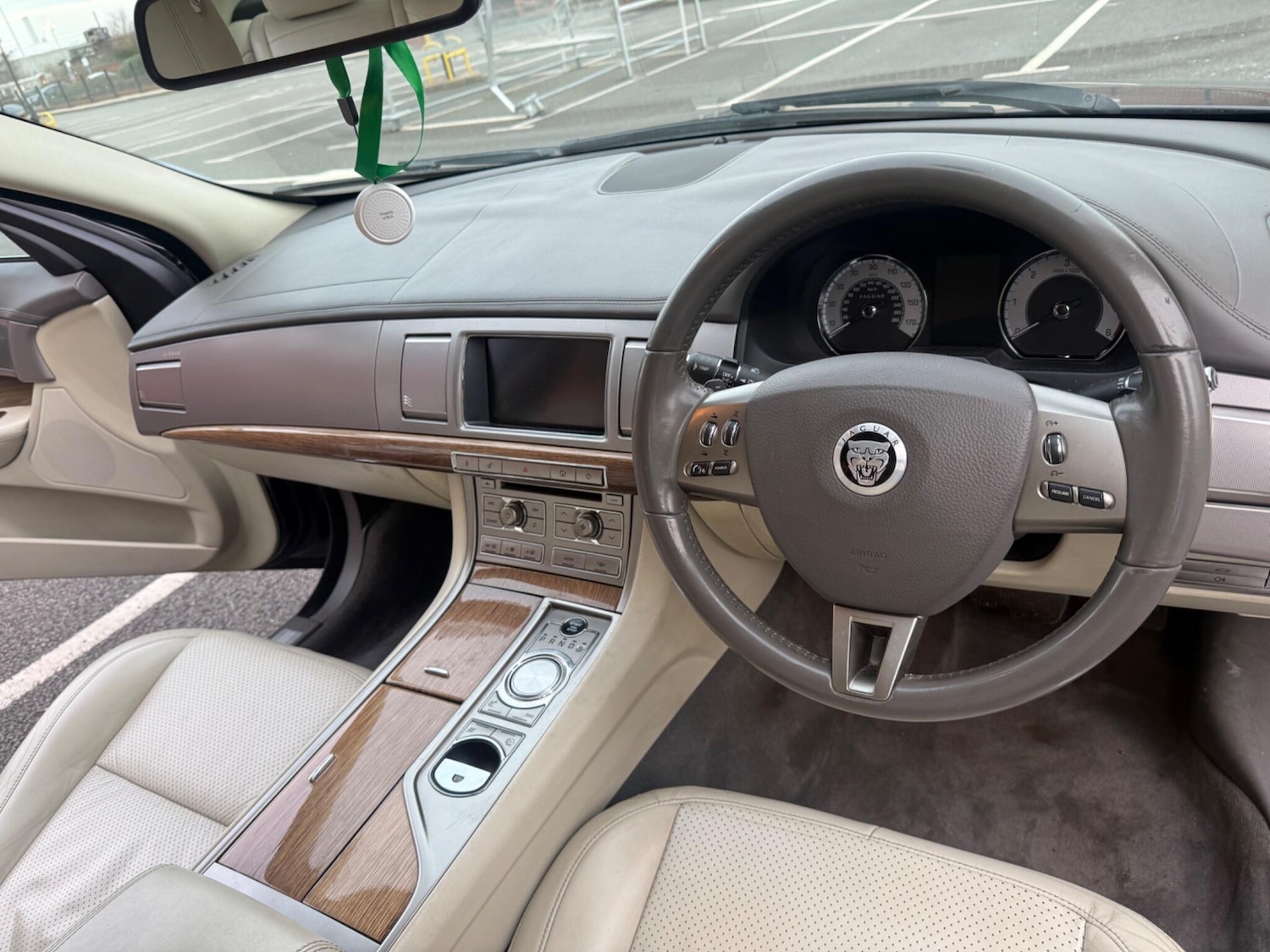 Used Jaguar XF 2009 for sale - 77646669: Photo 53