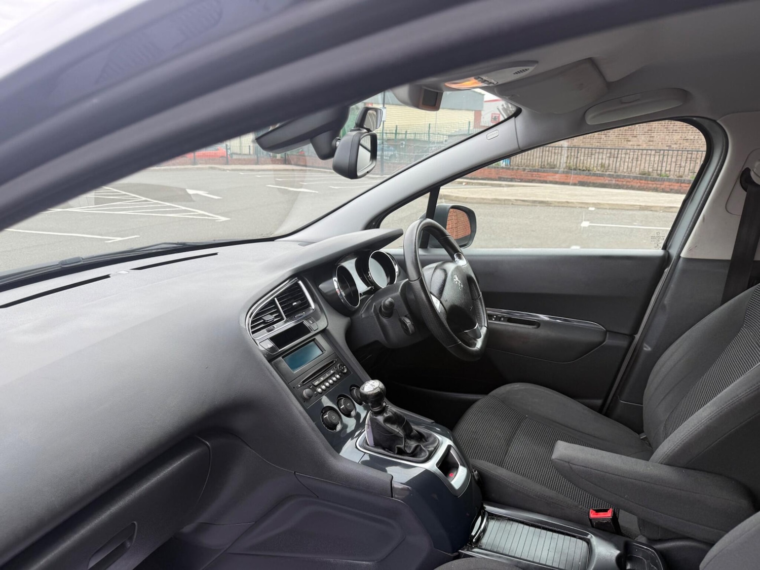 Used Peugeot 5008 2015 for sale - 76247157: Photo 13