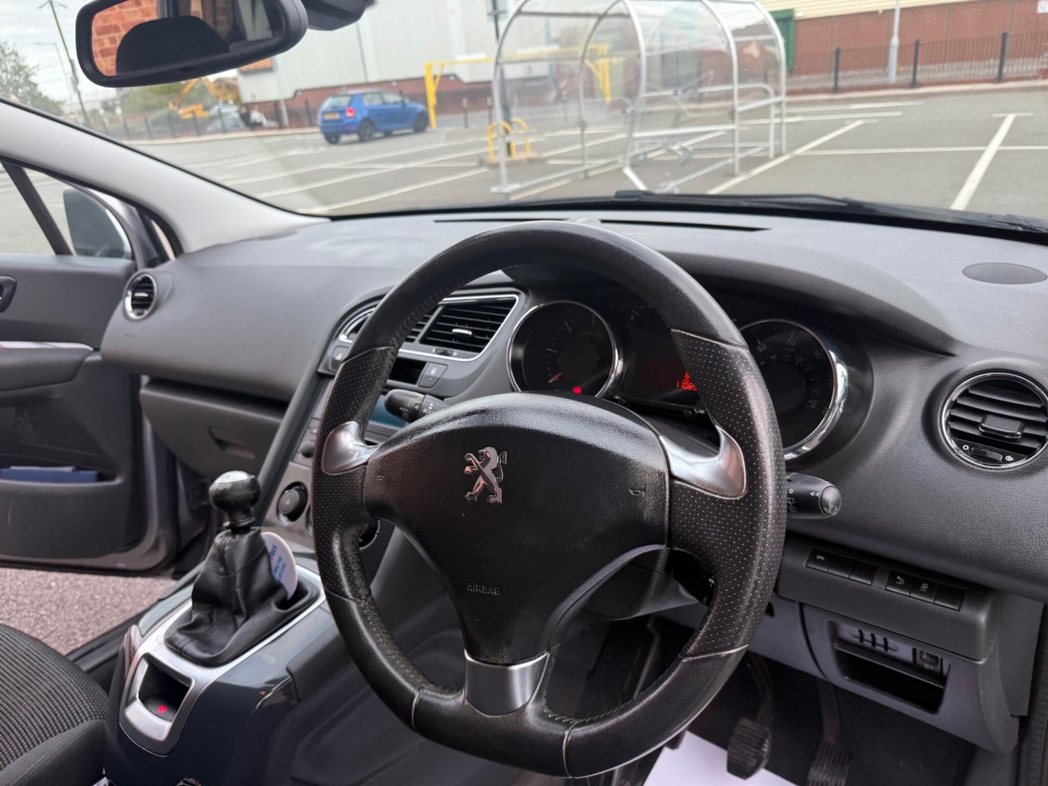 Used Peugeot 5008 2015 for sale - 76247157: Photo 18