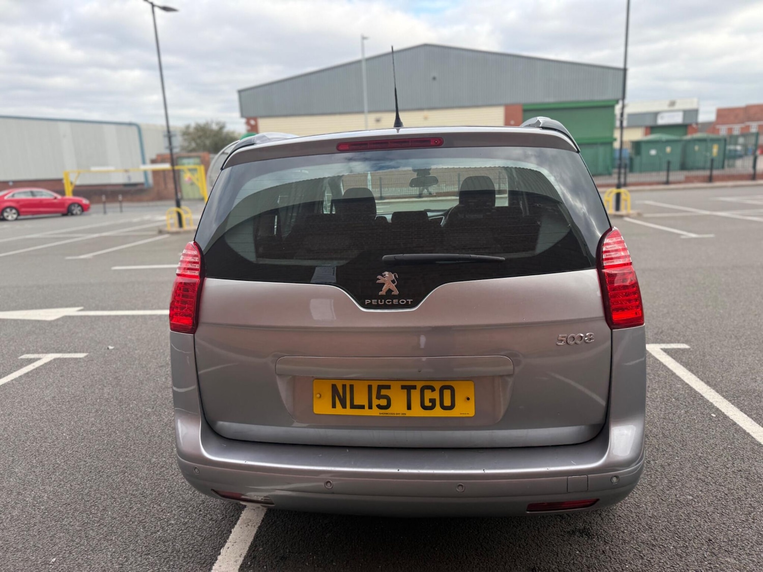 Used Peugeot 5008 2015 for sale - 76247157: Photo 9