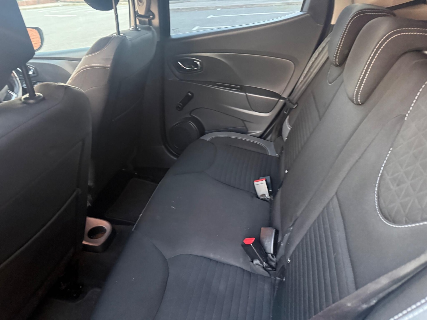 Used Renault Clio 2016 for sale - 76633656: Photo 21