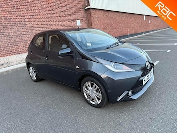 Used Toyota AYGO 2016 for sale - 76109654: Photo