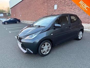 Used Toyota AYGO 2016 for sale - 76109654: Photo