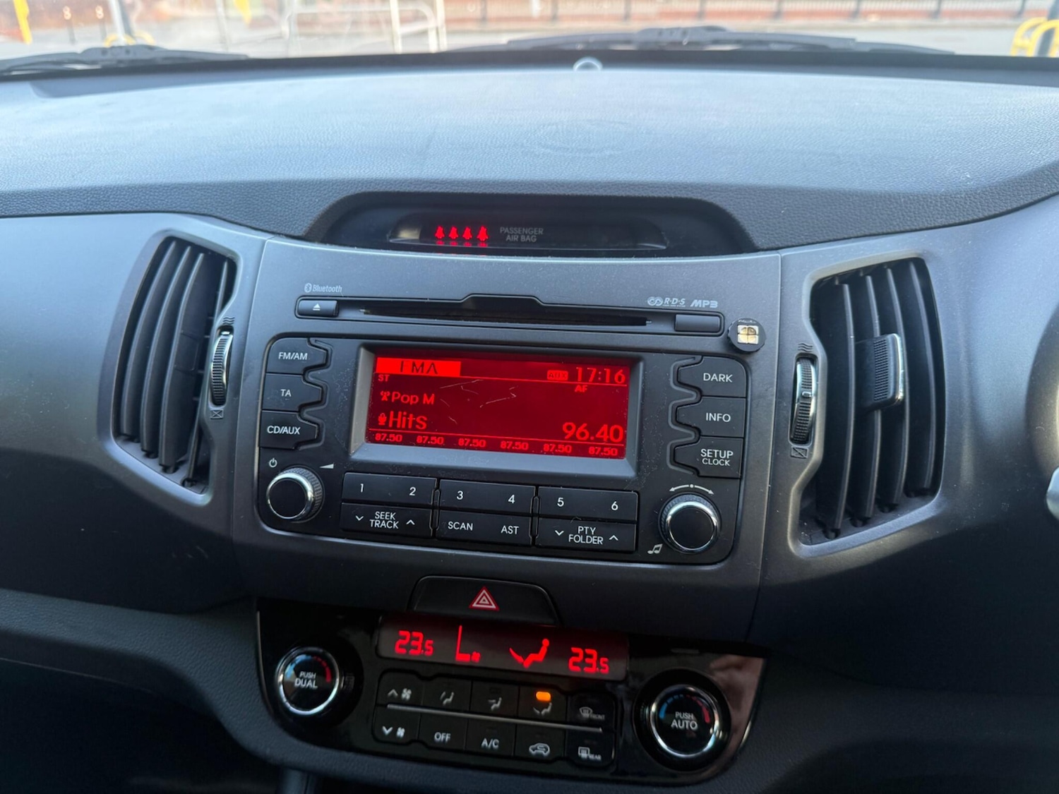 Used Kia Sportage 2011 for sale - 77768469: Photo 32