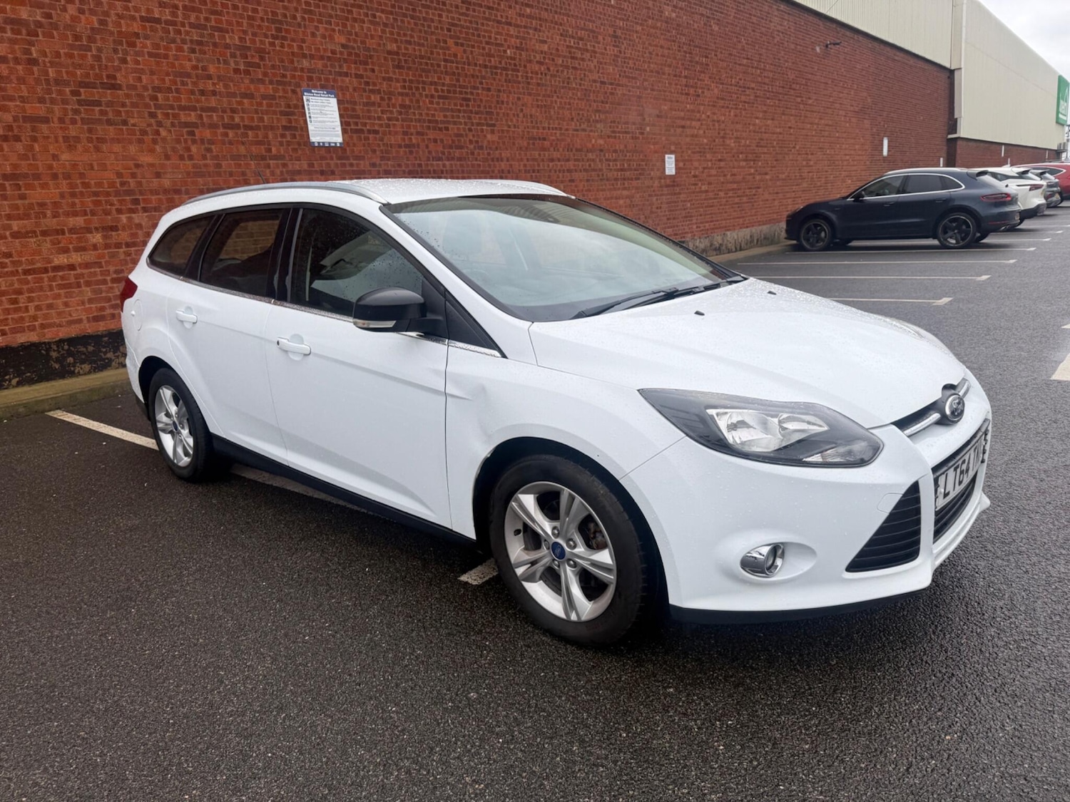 Used Ford Focus 2014 for sale - 77344483: Photo 4