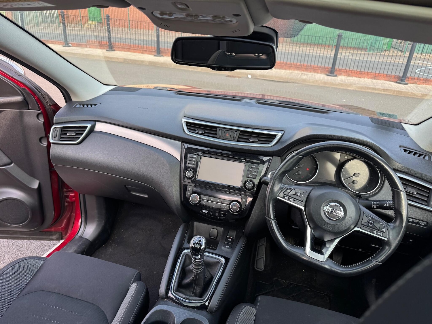 Used Nissan Qashqai 2017 for sale - 76759452: Photo 14