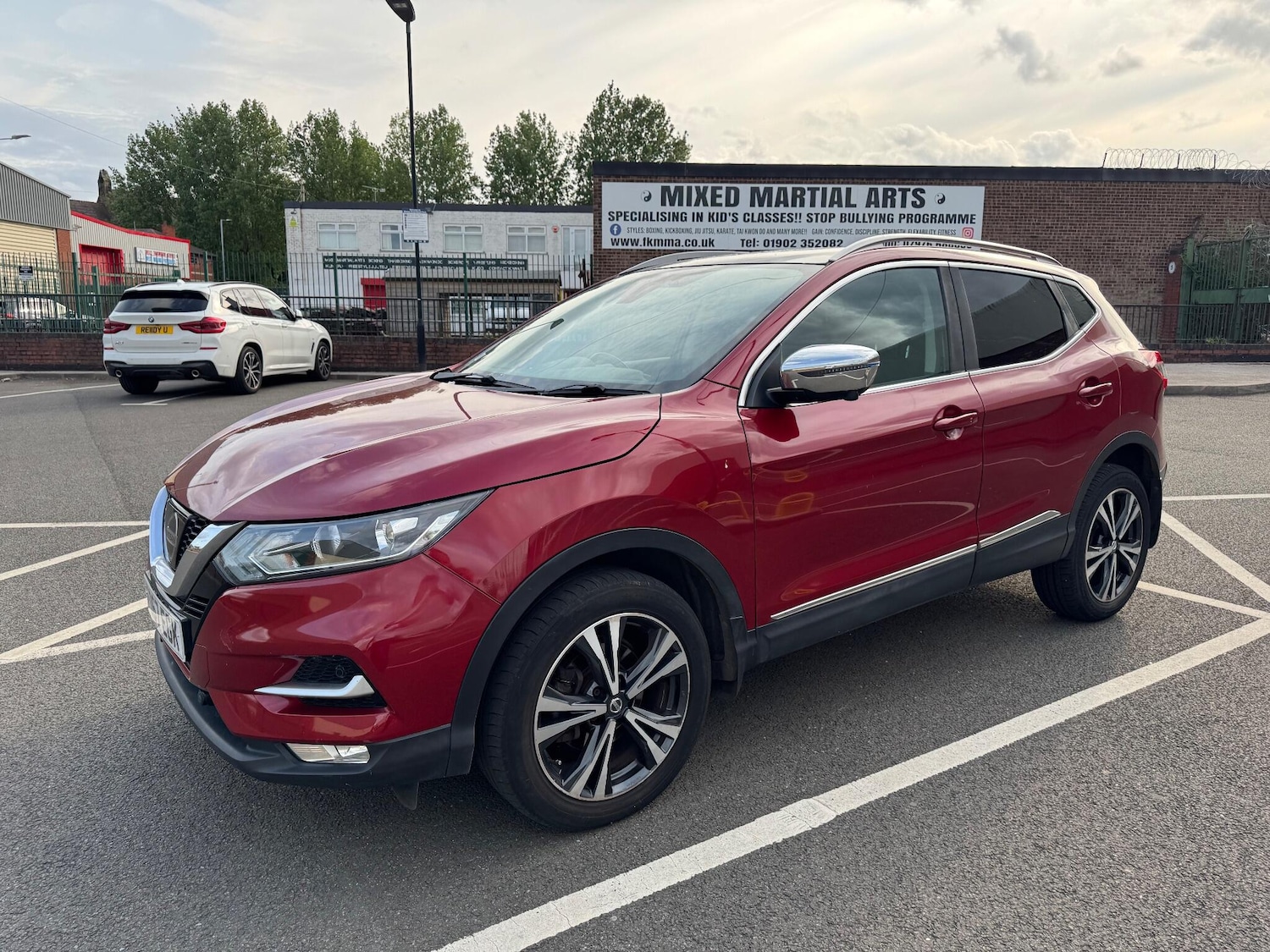 Used Nissan Qashqai 2017 for sale - 76759452: Photo 3