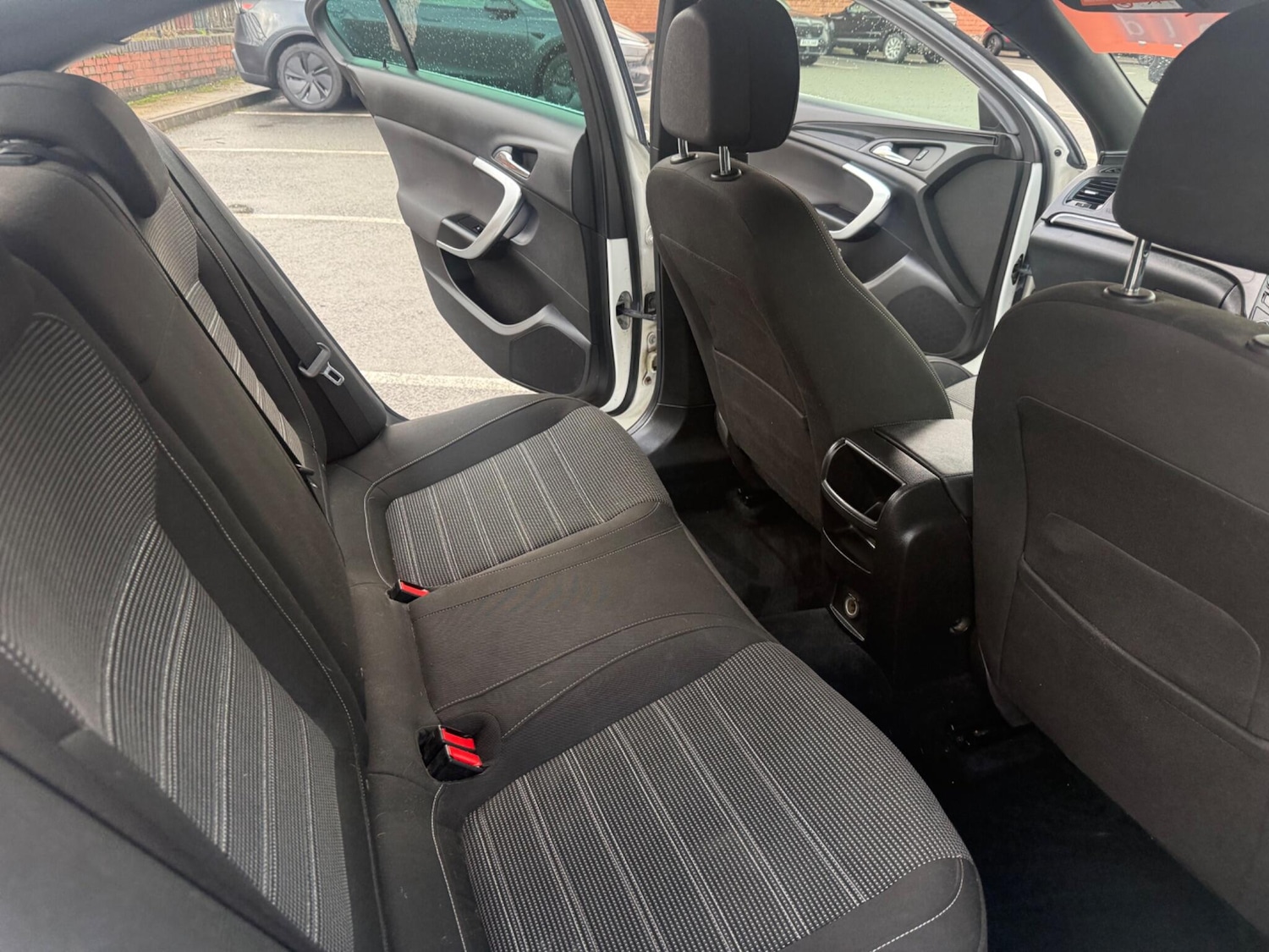 Used Vauxhall Insignia 2015 for sale - 77396005: Photo 34