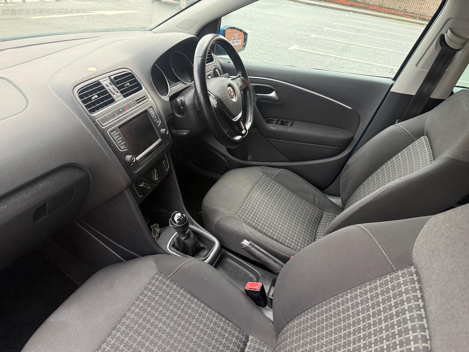 Used Volkswagen Polo 2014 for sale - 76824558: Photo 29