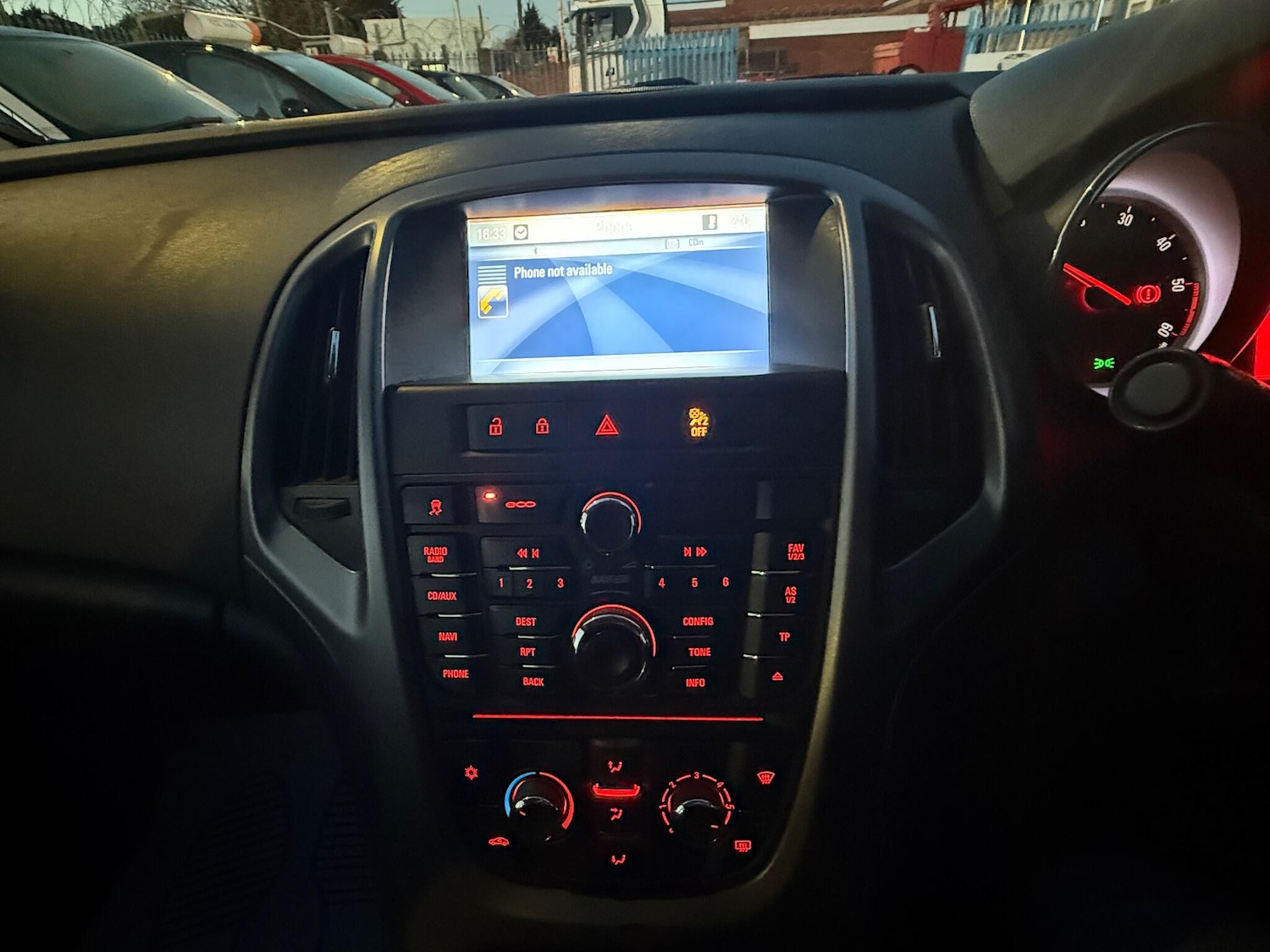 Used Vauxhall Astra 2013 for sale - 76633540: Photo 27