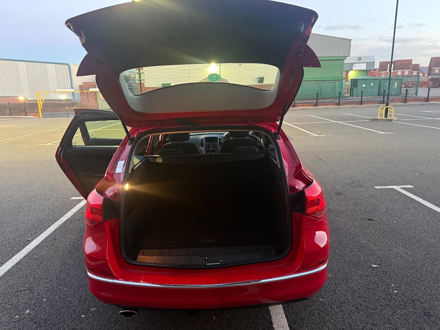 Used Vauxhall Astra 2013 for sale - 76633540: Photo 29