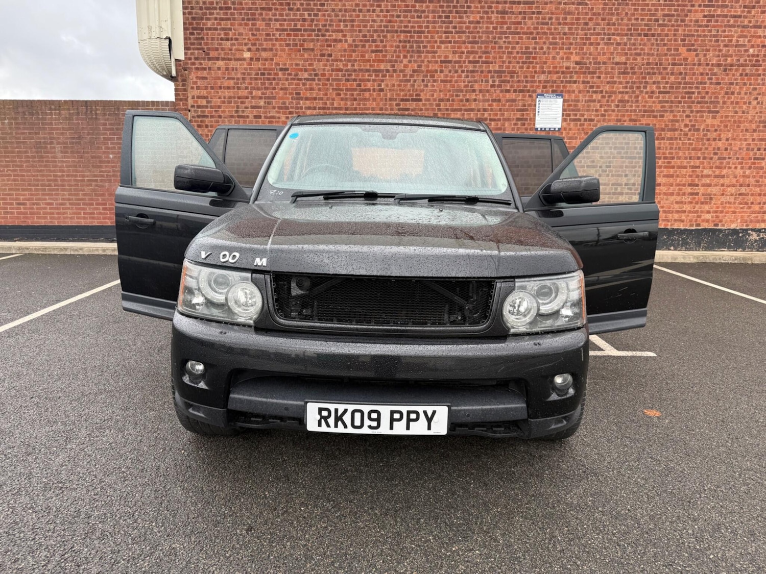 Used Land Rover Range Rover Sport 2009 for sale - 77198319: Photo 7