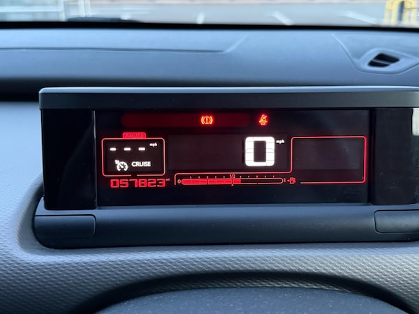 Used Citroen C4 Cactus 2015 for sale - 76247236: Photo 30
