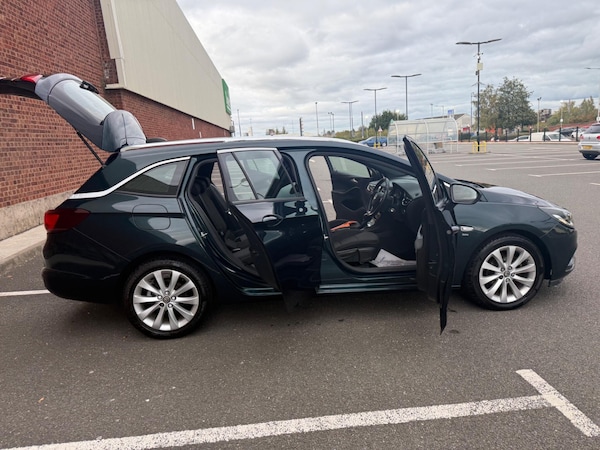 Used Vauxhall Astra 2017 for sale - 76200281: Photo 12