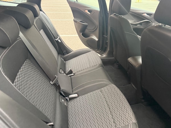 Used Vauxhall Astra 2017 for sale - 76200281: Photo 24